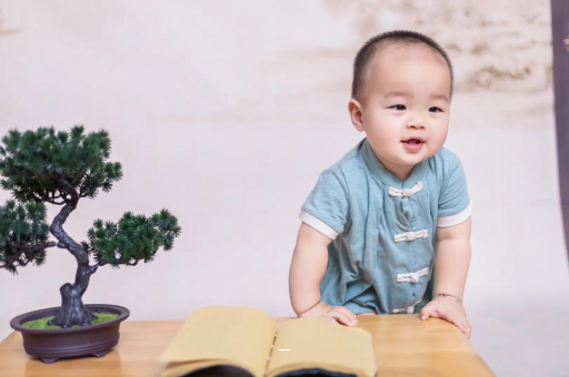 大同宝宝爱吐奶是什么原因